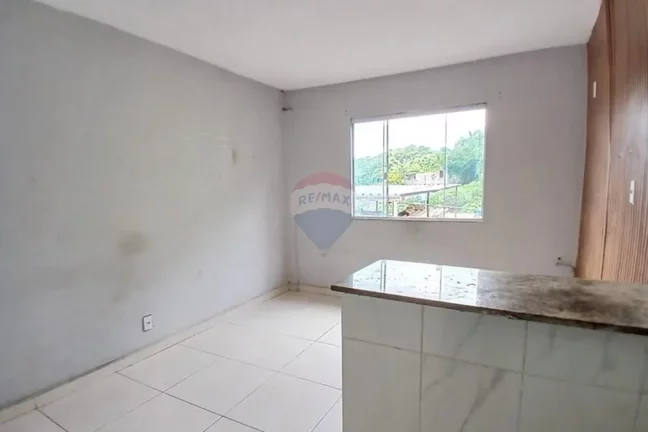 Imagem Casa para alugar com 2 quartos em Vila Valqueire