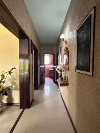 Imagem Casa á venda com 3 dormitórios localizada em Blumenau - SC