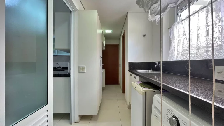 Imagem Apartamento com 4 dormitórios à venda, 228 m por R$ 5.950.000,00 - Riviera