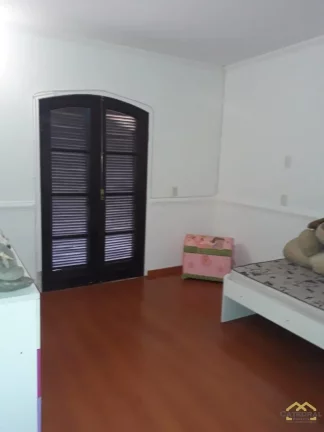 Imagem Sobrado à venda com 04 dormitórios e 04 vagas- Jardim Merci - Jundiaí/SP