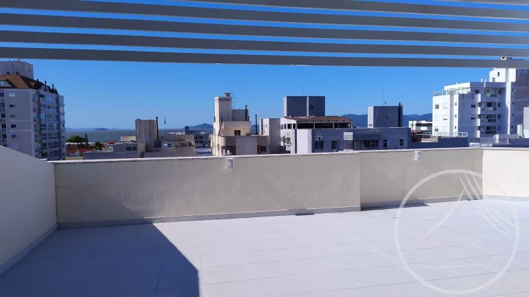 Imagem Vendo cobertura plana em Balneário Estreito Fpolis SC, 162,35m2