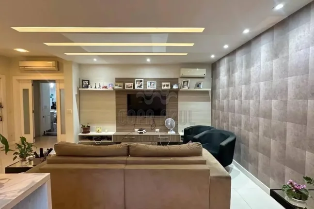 Imagem Copacabana - Residencial › Apartamento com 3 quarto(s) a Venda