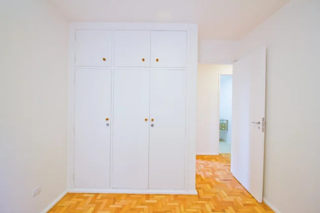 Imagem Apartamento Reformado 82M², 3Q, 1 Banheiro, 1 Vaga, Varanda, Academia, Playground, Salão de Festas e Jogos.