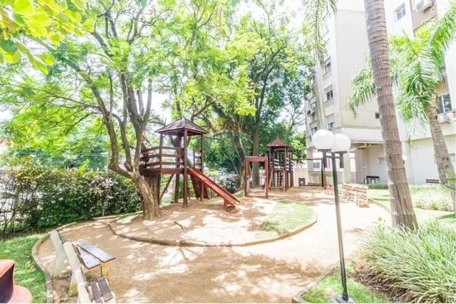 Imagem Apartamento com 3 Quartos à Venda, 69 m² em Vila Ipiranga - Porto Alegre