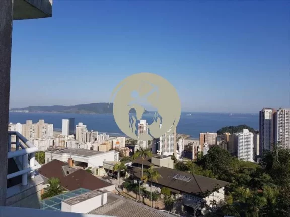 Imagem Casa maravilhosa a venda em condomínio fechado em Santos