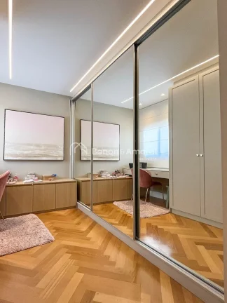Imagem Sofisticação e conforto no Jardim Brasil

Mobiliado com muito bom gosto, este apartamento de 107 m...