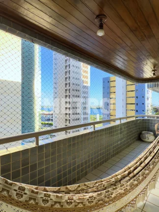Imagem Apartamento à venda no Edf. Flamboyant com 3 quartos, PETROLINA - PE