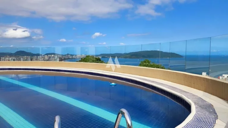 Imagem Casa de Alto padrão no morro Santa Terezinha em Santos