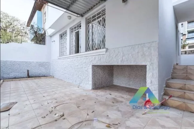 Imagem Sobrado a venda com 03 quartos 03 vagas - Proximo ao metro