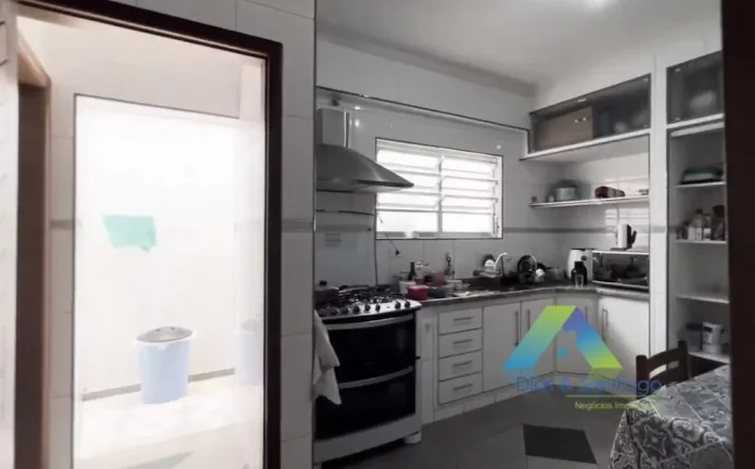 Imagem Sobrado a venda com 04 quartos - 290m²- Vila Mariana