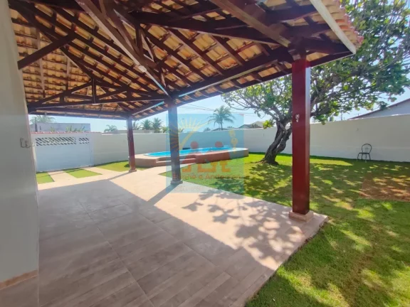 Imagem Casa à 70 metros da Praia de Itanhaém, Piscina Ampla, 3 dormitórios 789mil