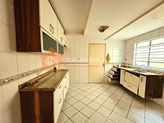 Imagem Casa com 3 Quartos à venda, 133m² - Campo Grande