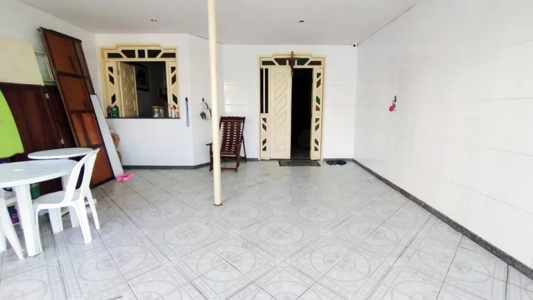 Imagem Casa no Getúlio Vargas - 2/4, Suíte, 2Wc, 145m², 2 Vagas - Confira!