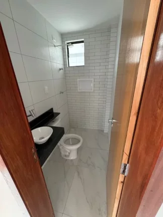 Imagem Apartamento Garden com 2 dormitórios à venda, 54 m² por R$ 325.000,00 - Brisamar - João Pessoa/PB