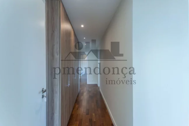 Imagem Apartamento a venda no Sumaré com 4 suítes e 4 vagas, 228m².