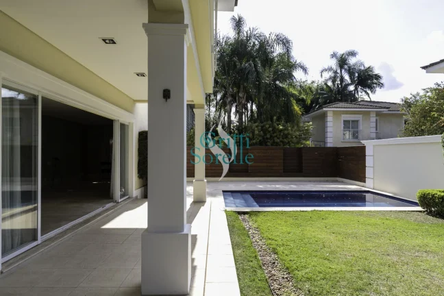 Imagem Casa Condomínio Fechado à Venda em Jardim Petrópolis - São Paulo/SP.