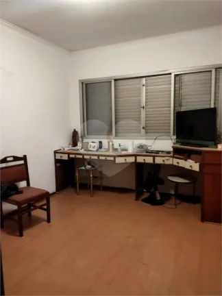 Imagem Casa à venda ou para alugar com 4 quartos, sendo 1 suíte, em Vila Madalena, São Paulo - SP
