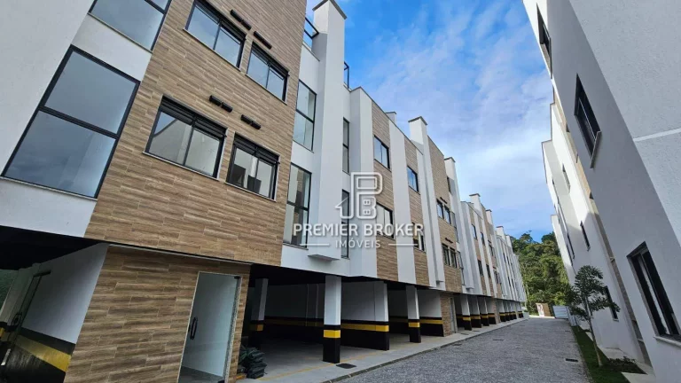 Cobertura à venda, 135 m² por R$ 680.000,00 - Bom Retiro - Teresópolis/RJ