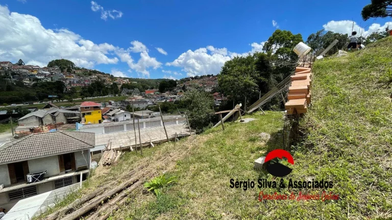 Imagem Terreno a Venda no bairro Nova Suiça em Campos do Jordão-SP.