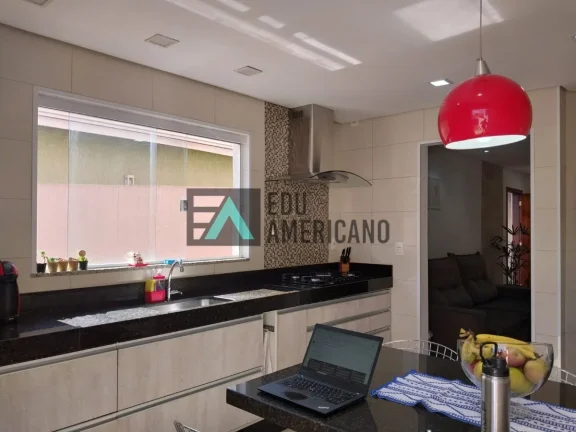 Imagem Casa com 2 suítes Atibaia