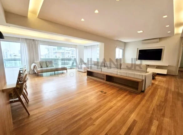 Imagem Apartamento Mobiliado na Vila Nova Conceição com 3 Suítes e 3 Vagas de Garagem - São Paulo-SP