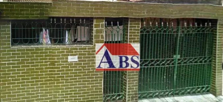 Imagem Casa com 2 dormitórios à venda, 121 m² por R$ 220.000,00 - Jardim Trinta e Um de Março - Cubatão/SP