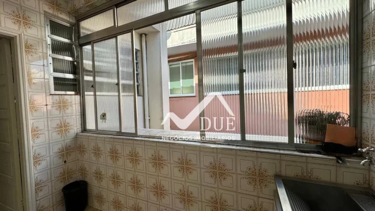 Imagem Casa com 3 dormitórios à venda, 142 m² por R$ 800.000,00 - Encruzilhada - Santos/SP