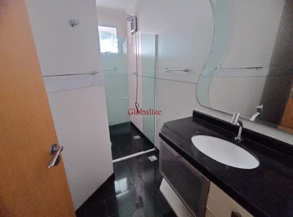 Imagem Triplex com 4 suítes, churrasqueira e piscina no bairro do Embaré em Santos por R$1.600.000,00