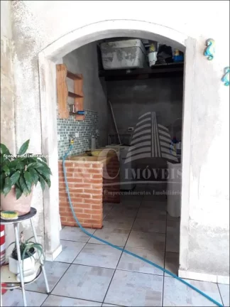Imagem Casa / Sobrado para Venda em Itanhaém, Jardim Marilu, 4 dormitórios, 2 banheiros