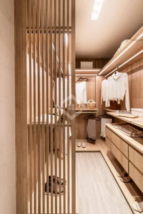 Imagem Casa Triplex de 3 Suítes com 321,60 m² para Venda no Parque das Rosas Barra