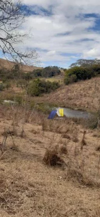 Fazenda à Venda, 246 m² em Algodão - Pouso Alegre