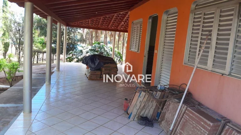 Imagem Rancho com 4 dormitórios à venda por R$ 800.000,00 - Zona Rural - Corumbaíba/GO