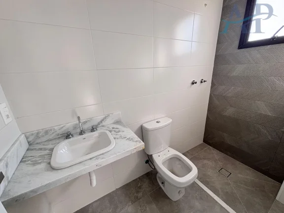 Imagem Apartamento com 3 Dormitórios em Praia Grande de Frente para o Jardim Mathilde