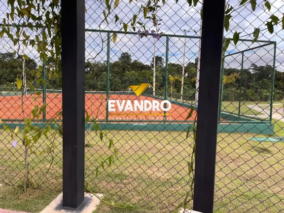 Terreno em Condomínio para Venda em Cuiabá / MT no bairro Condomínio Primor das Torres