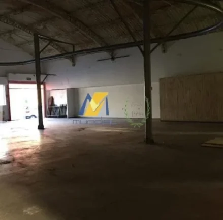 Imagem Galpão para Alugar com 680m², 4 salas e 12 vagas!!!