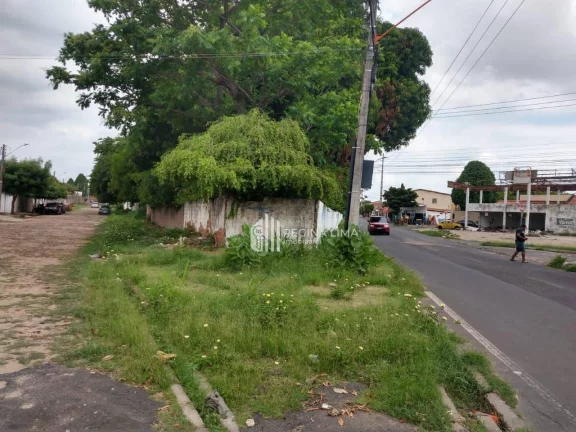 Imagem Terreno de esquina à venda, 2.016,22 m² por R$ 2.500.000,00 - São Cristóvão - Teresina/PI