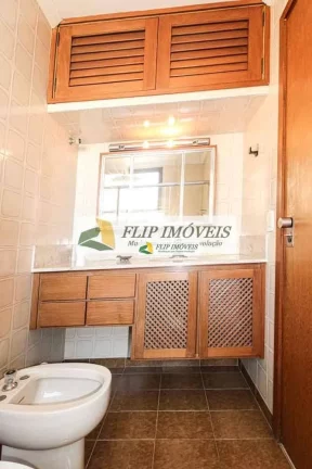Imagem More em um apartamento com 207 m², 4 suítes, 2 vagas de garagem no miolo do Cambuí - Campinas - SP