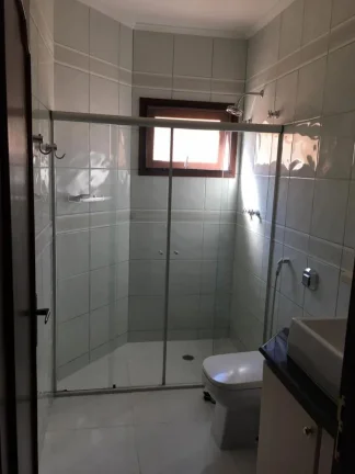 Imagem Casa no Res. Alpha 11 - 408m²