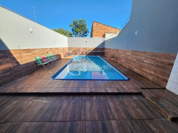 Imagem Impecável casa à venda em Campo Grande-MS, Jardim Tijuca: 3 quartos, 2 suítes, 1 sala, 2 vagas, 152m². Venha conferir!