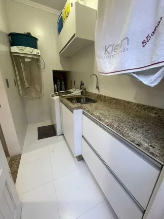 Imagem Geminado mobiliado com 3 dormitórios sendo 1 suíte e 2 vagas - Vila Nova | Joinville/SC