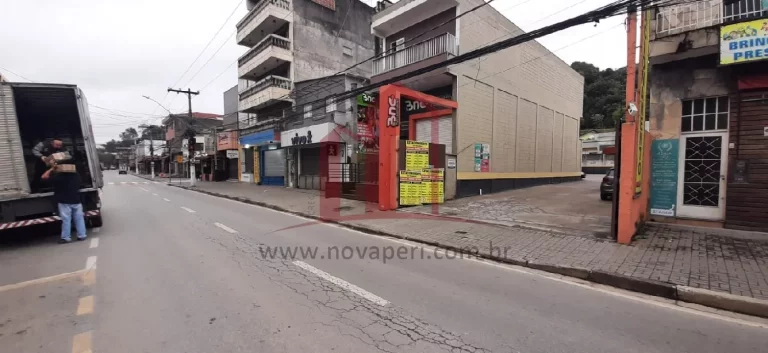 Imagem Excelente oportunidade: Terreno comercial de 550m² no Centro de Franco da Rocha-SP à venda!