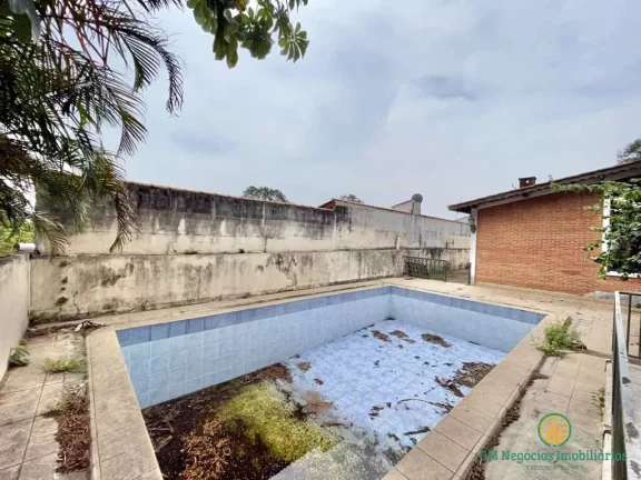 Imagem Chácara Canta Galo. 4d/2sts. TÉRREA, Piscina, lareira, muita privacidade!