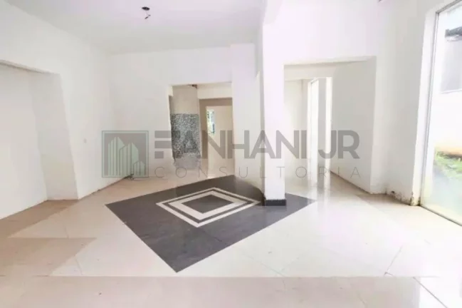 Imagem Excelente oportunidade: Casa comercial de alto padrão no Jardim América, São Paulo-SP - 6 salas, 4 banheiros, 17 vagas de garagem, 980m²!