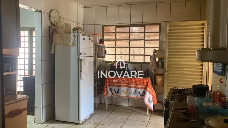 Imagem Casa com 3 dormitórios à venda, 95 m² por R$ 800.000,00 - Setor Santos Dumont - Itumbiara/GO