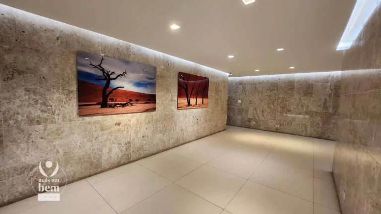 Imagem INCRÍVEL SALA COMERCIAL DE 90 m², excelente localização entre o palácio Avenida e a Biblioteca Pública por 301.000,00 Centro - Curitiba/PR