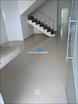 Imagem Casa para Venda em Feira de Santana, Mangabeira, 3 dormitórios, 2 suítes, 1 banheiro, 2 vagas