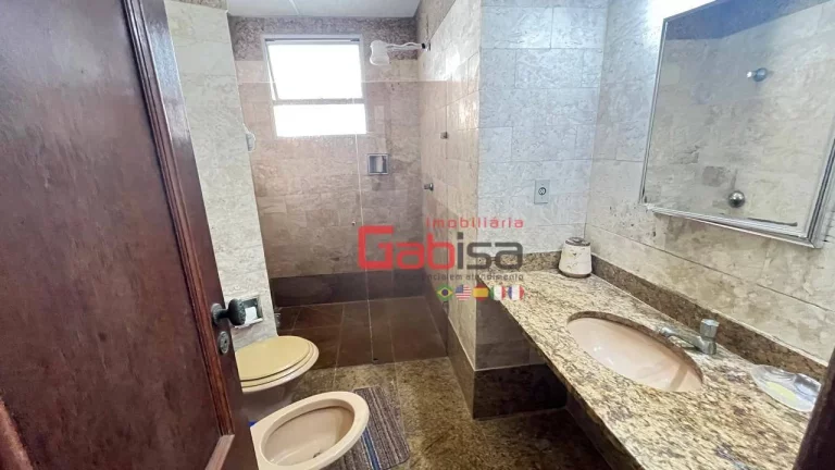 Imagem Apartamento com 3 dormitórios à venda, 120 m² por R$ 720.000,00 - Centro - Cabo Frio/RJ