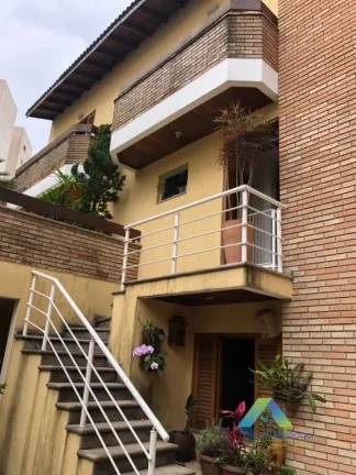 Imagem SÃO BERNARDO DO CAMPO Sobrado 230M², 4 dormitórios, 4 vagas ótima localização e valor !!!
