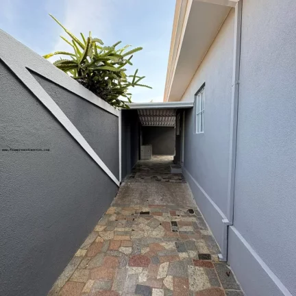 Imagem Casa para Venda em Limeira, Jardim Nova Suíça, 4 dormitórios, 2 banheiros