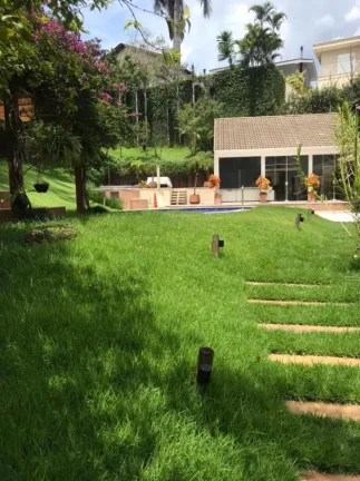 Imagem Casa no Res. Alpha 10 - 597m²